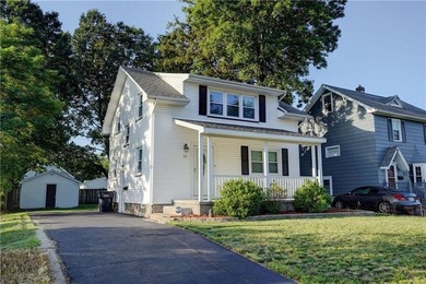 -NO DELAYED NEGOTIATIONS- This charming home has been - photo 1