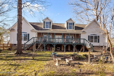 Welcome to your own private retreat. This expansive 4-bedroom