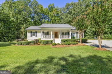 Lake Home For Sale in Greensboro, Georgia