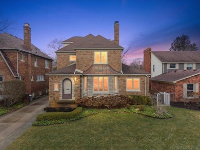 Lake Saint Clair Home For Sale in Grosse Pointe Michigan