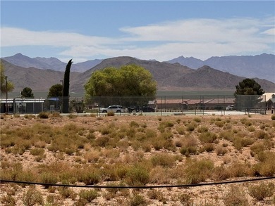 Golf course views, corner lot, mountain views, and Valle Vista - photo 15