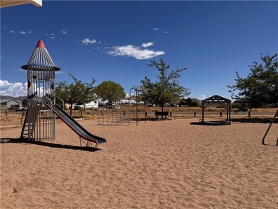 Golf course views, corner lot, mountain views, and Valle Vista - photo 17