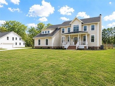 Lake Home For Sale in Pelzer, South Carolina