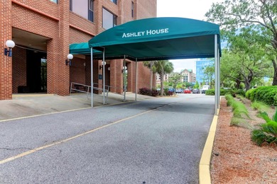 Turn-key condo across from the Charleston City Marina! This - photo 33