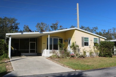 Priced to sell! Moderately updated 2-bedroom 2-bath manufactured - photo 1
