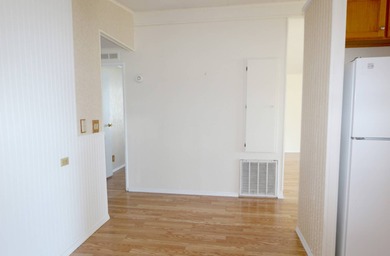Priced to sell! Moderately updated 2-bedroom 2-bath manufactured - photo 10