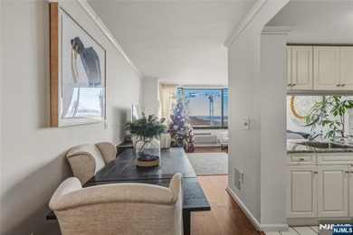 Hudson River Condo For Sale in Fort Lee New Jersey