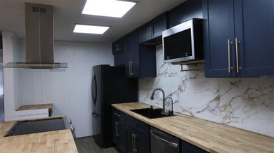 Rare in Brandy Chase-one of the most unique units in the entire - photo 8