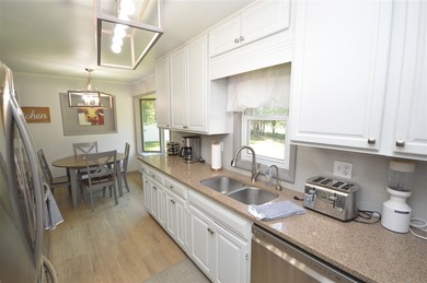 Presenting a spacious 3+ bedroom, 2 bathroom ranch home, ideally - photo 11