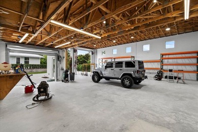 This beautiful home built in 2022 then massively upgraded in - photo 14