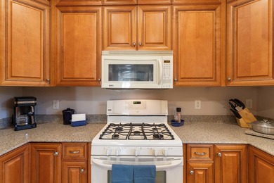 Experience refined living at 311 Katy Lane, perfectly positioned - photo 16