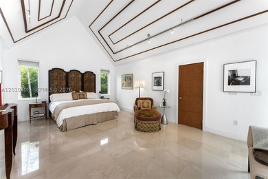 A truly exceptional Miami Modern Tropical residence set on a - photo 18