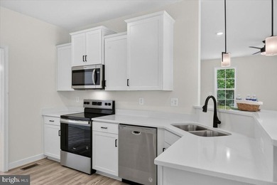 Builder incentive available! Qualified buyers may receive a - photo 22