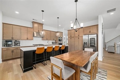 Tucked within the highly sought after Holly Farm community in - photo 10