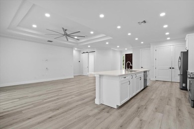 This beautiful home built in 2022 then massively upgraded in - photo 30