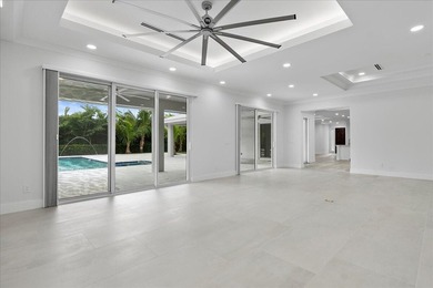 This beautiful home built in 2022 then massively upgraded in - photo 40