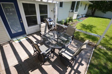Presenting a spacious 3+ bedroom, 2 bathroom ranch home, ideally - photo 41