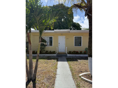 Rare investment opportunity - single family home and cottage! - photo 1