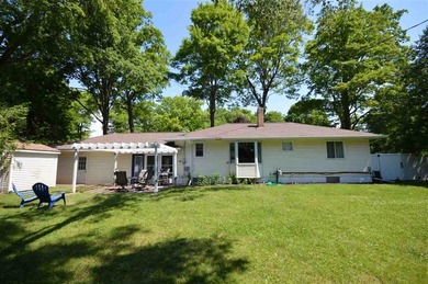 Presenting a spacious 3+ bedroom, 2 bathroom ranch home, ideally - photo 44