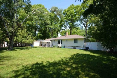 Presenting a spacious 3+ bedroom, 2 bathroom ranch home, ideally - photo 45