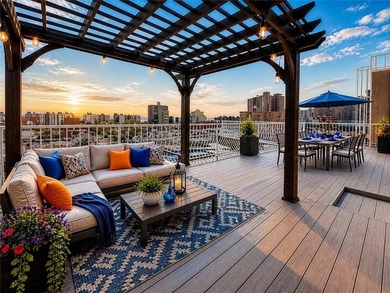 ~800 sq ft of private outdoor space + over 1,500 sq ft interior - photo 1