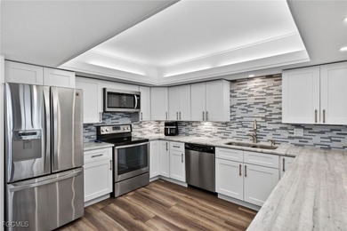 Caloosahatchee River Home Sale Pending in Fort Myers Florida