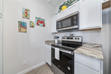 This fully furnished two-bedroom, one bath townhome is in one of - photo 12