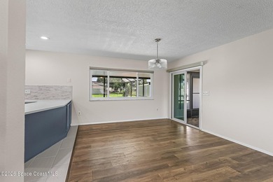 THIS IS A MUST SEE! Extremely Well-Maintained, Remodeled, 3 - photo 13