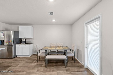 Located in one of Panama City's most desirable and growing - photo 14