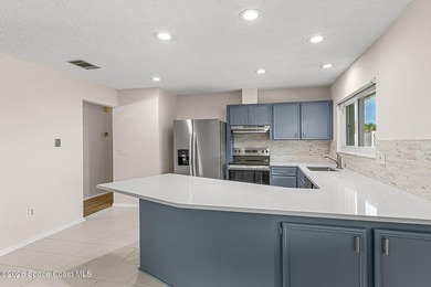 THIS IS A MUST SEE! Extremely Well-Maintained, Remodeled, 3 - photo 16