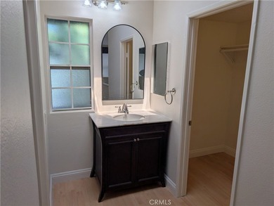 Beautiful Loft-Style Condo in the Desirable Pine Creek Community - photo 17