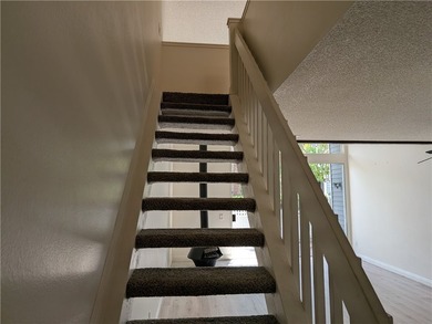 Beautiful Loft-Style Condo in the Desirable Pine Creek Community - photo 27
