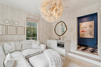 Located in the heart of Old Village, just moments from Alhambra - photo 28