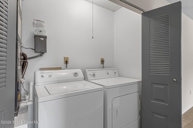 THIS IS A MUST SEE! Extremely Well-Maintained, Remodeled, 3 - photo 29