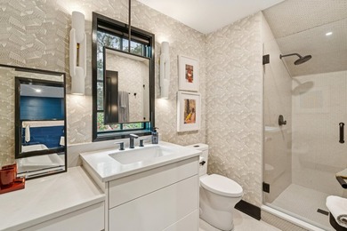 Located in the heart of Old Village, just moments from Alhambra - photo 31