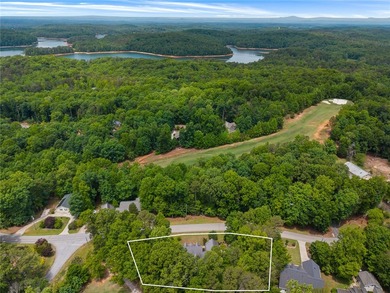 Welcome to 621 Chickasaw Drive, nestled in the highly desirable - photo 2