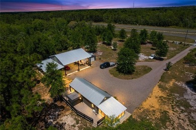 One or more photo(s) has been virtually staged. Prime commercial - photo 1