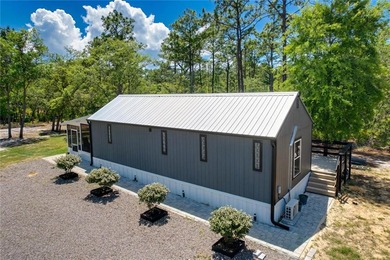 One or more photo(s) has been virtually staged. Prime commercial - photo 4