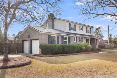 Lake Moultrie Home For Sale in Moncks Corner South Carolina