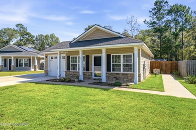 Charming 3BR/2BA in Darien Hall - Move-In Ready and Full of - photo 2