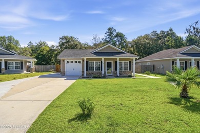 Charming 3BR/2BA in Darien Hall - Move-In Ready and Full of - photo 4