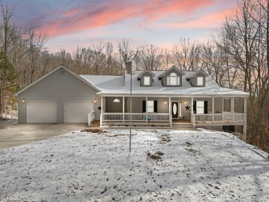 Lake Home For Sale in Monticello, Kentucky