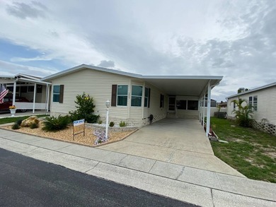 (private lake, pond, coastal) Home Active Under Contract in Tarpon Springs Florida