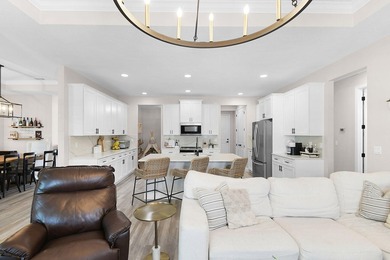 Not your cookie-cutter home. This magazine-worthy 3-bedroom - photo 13