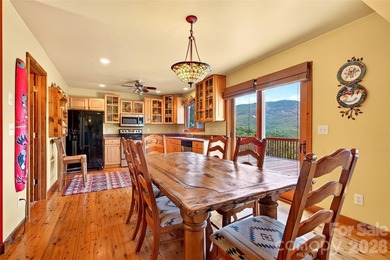 Breathtaking mountain views take center stage from this - photo 16