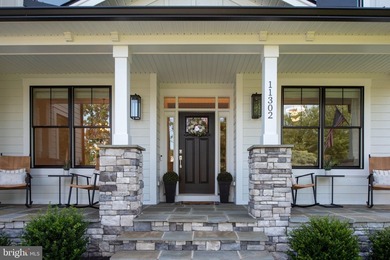 A Home That Truly Has It All Welcome to this exceptional - photo 16