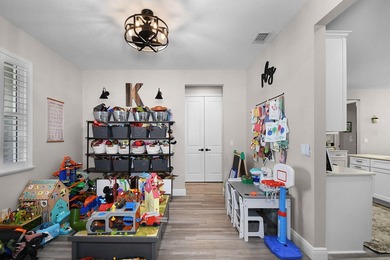 Not your cookie-cutter home. This magazine-worthy 3-bedroom - photo 23