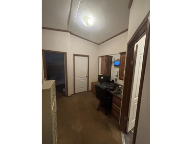 Great 4BR/2BA manufactured home in Toledo Beach Subdivision - photo 27