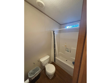 Great 4BR/2BA manufactured home in Toledo Beach Subdivision - photo 30