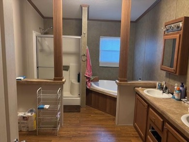 Great 4BR/2BA manufactured home in Toledo Beach Subdivision - photo 34